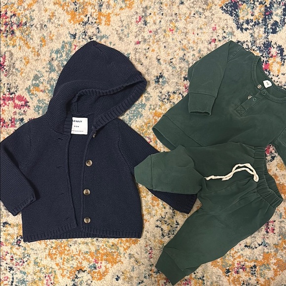6 month matching set and Knit Sweater - Picture 1 of 5